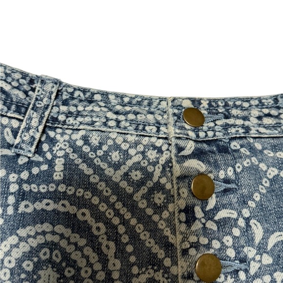 Free People Patterned Button-Front Denim Mini Skirt – Size‎ 2 - Picture 4 of 7